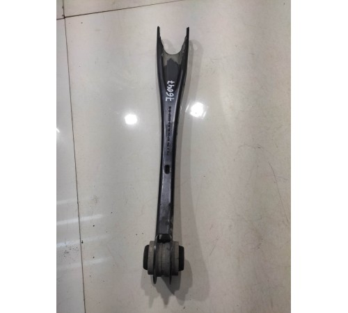 Рычаг подвески (задний, правый)