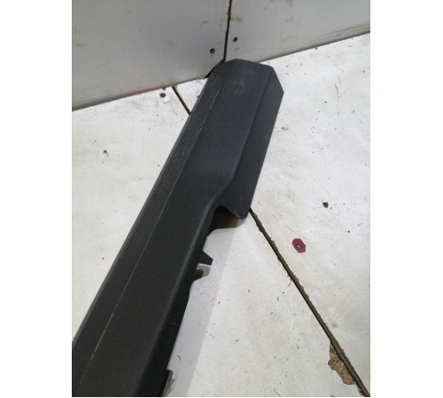 Накладка порога передняя левая