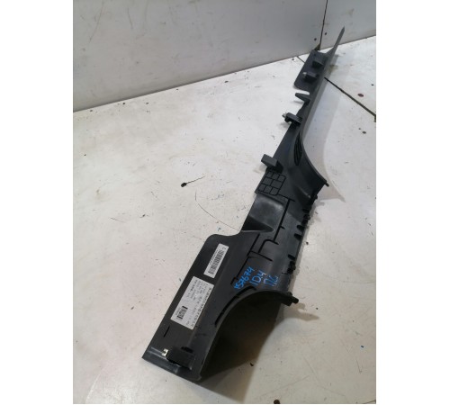 Накладка порога передняя левая