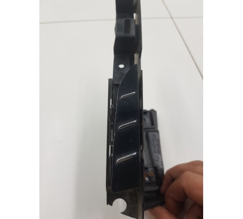 Блок сенсорных кнопок управления информационным дисплеем правый