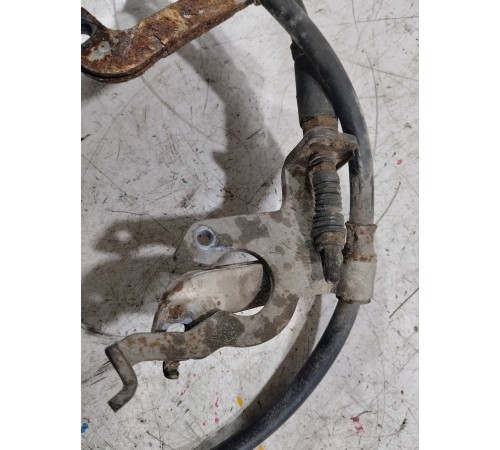 Трос стояночного тормоза задний левый