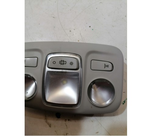 Плафон подсветки салона