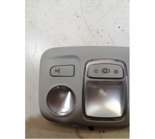 Плафон подсветки салона