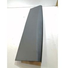 Обшивка крышки багажника верхняя