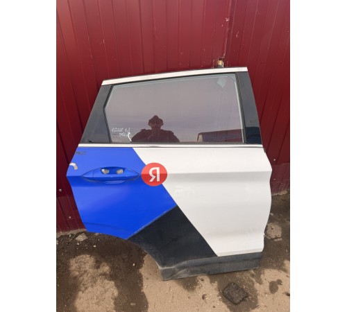 Дверь задняя правая