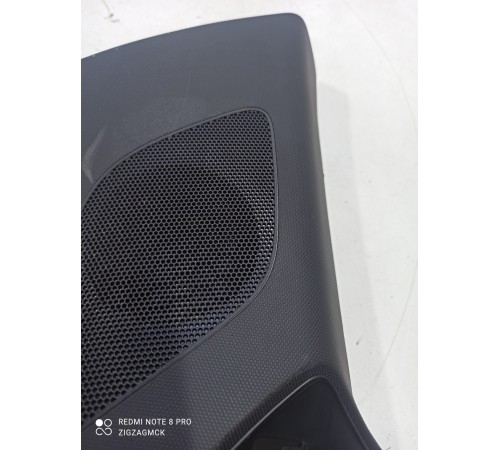 Обшивка стойки (задняя левая)