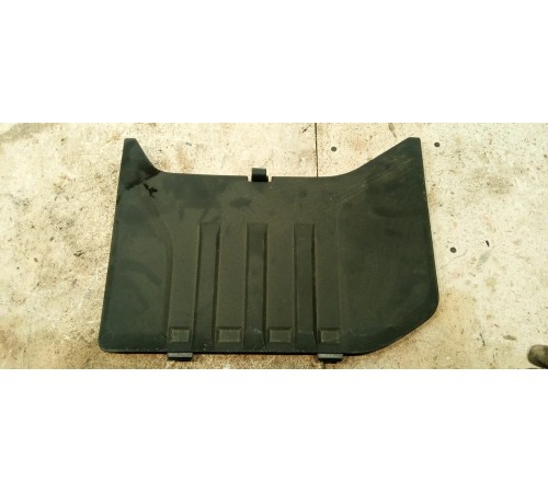 Декоративная накладка на мотор