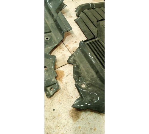 Декоративная накладка на мотор