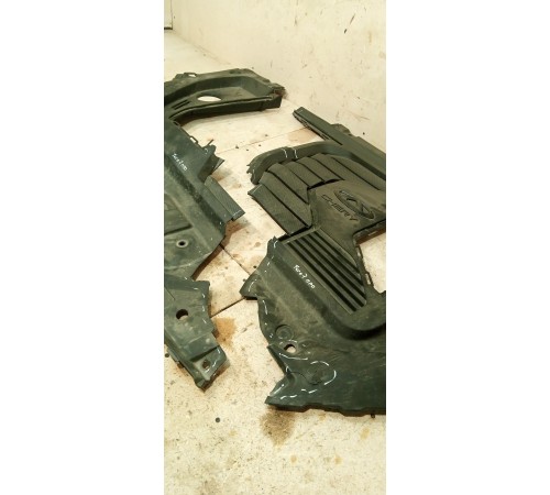 Декоративная накладка на мотор