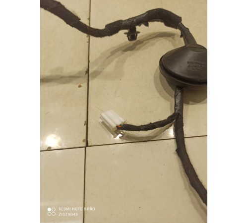 Электропроводка двери (задняя, правая)