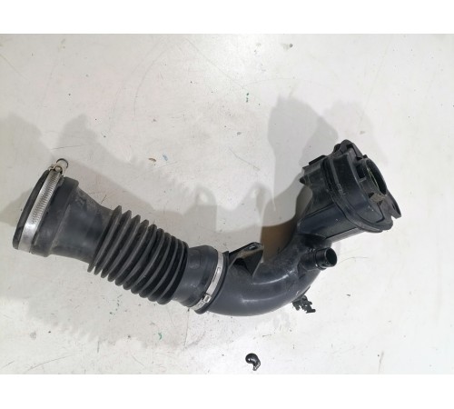 Патрубок воздушный