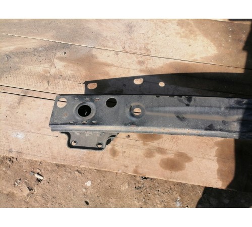 Усилитель заднего бампера