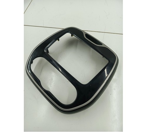 Рамка магнитолы