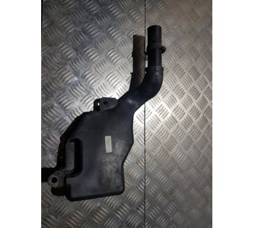 Бачок стеклоомывателя