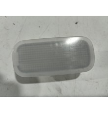 Плафон внутреннего освещения салона 