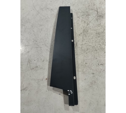 Накладка двери передняя правая