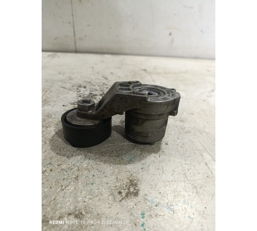 Натяжитель приводного ремня