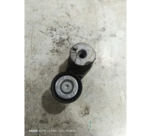 Натяжитель приводного ремня