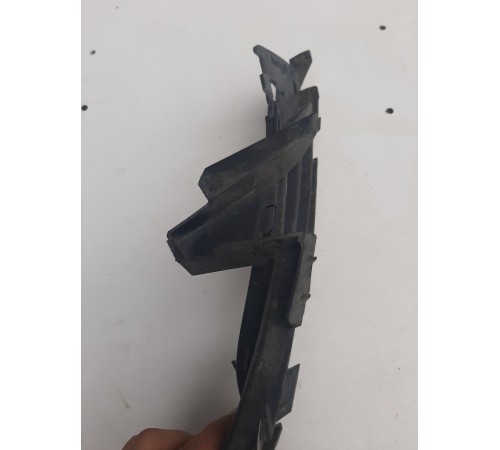 Заглушка противотуманной фары (левая)