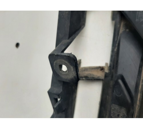 Заглушка противотуманной фары (левая)