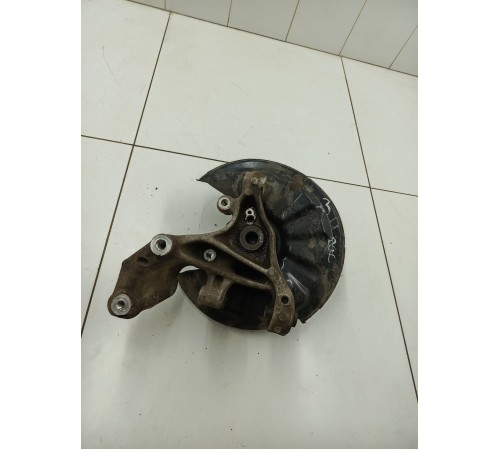 Кулак поворотный задний правый