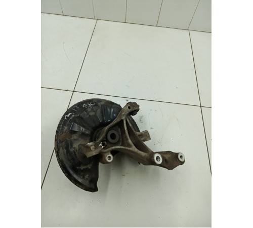 Кулак поворотный задний правый