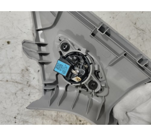 Обшивка лобового стекла левая