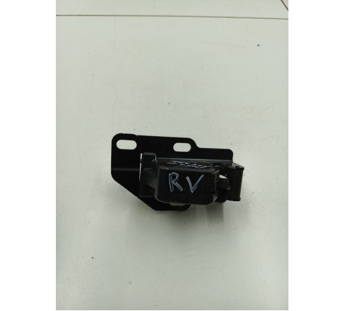 Замок двери задней левой