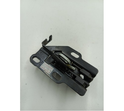 Замок двери задней левой