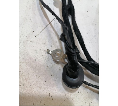 Электропроводка крышки багажника