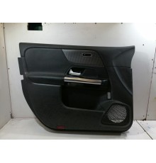 Обшивка двери передняя левая