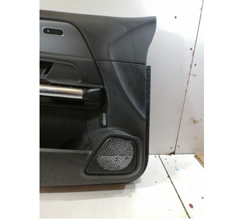 Обшивка двери передняя левая