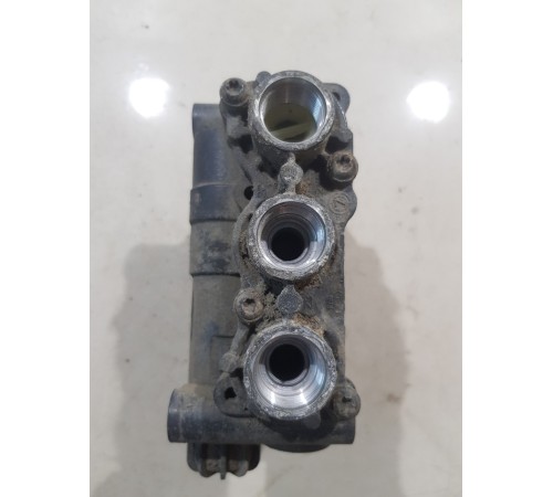 Кран управления пневмоподвеской главный WABCO