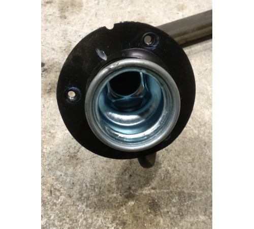 Горловина топлевного бака