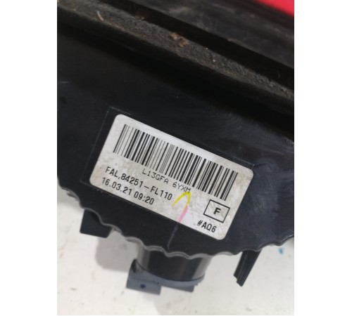 Фонарь задний левый внутренний