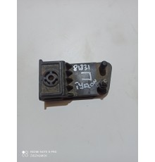 Крепление радиатора правое