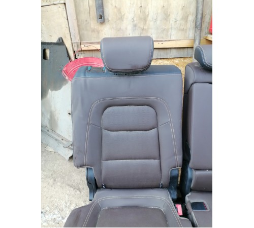 Задний ряд сидений