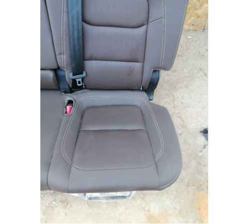 Задний ряд сидений
