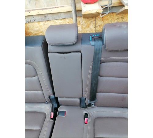 Задний ряд сидений