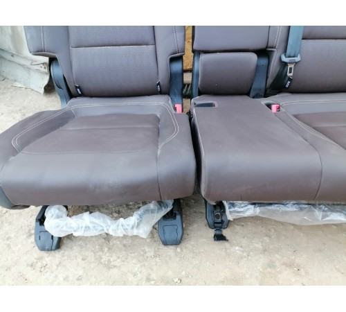 Задний ряд сидений