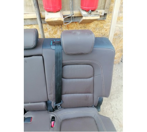 Задний ряд сидений