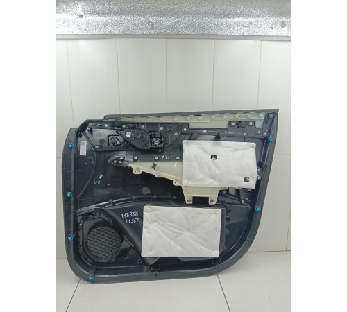 Обшивка двери передняя левая