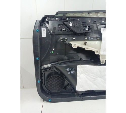 Обшивка двери передняя левая