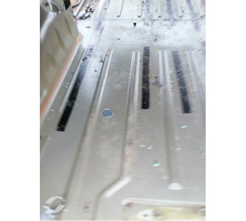 Пол багажника (ниша)