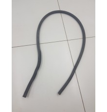 Уплотнитель капота