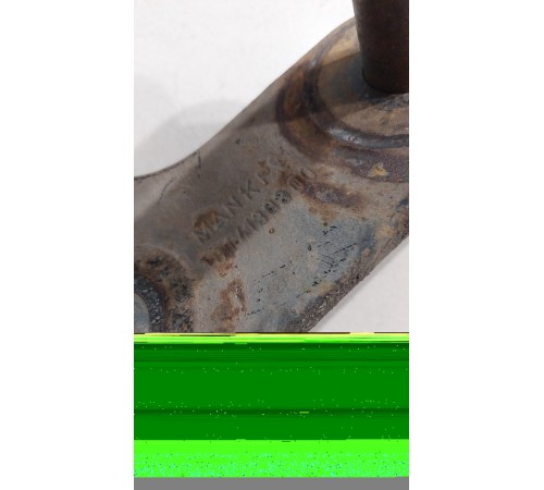 Серьга рессоры передняя левая