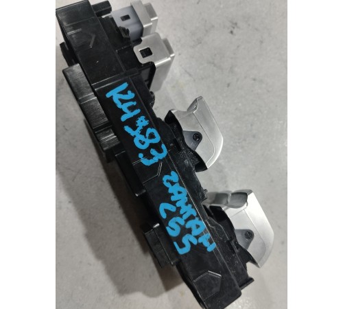 Блок управления стеклоподъемниками передний левый