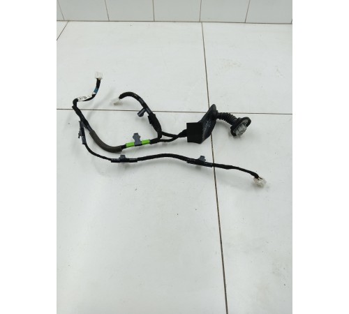 Электропроводка двери задняя левая