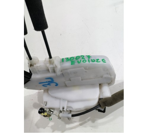 Замок двери задний левый