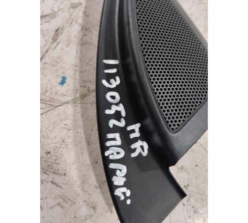 Угол двери передний правый внутренний